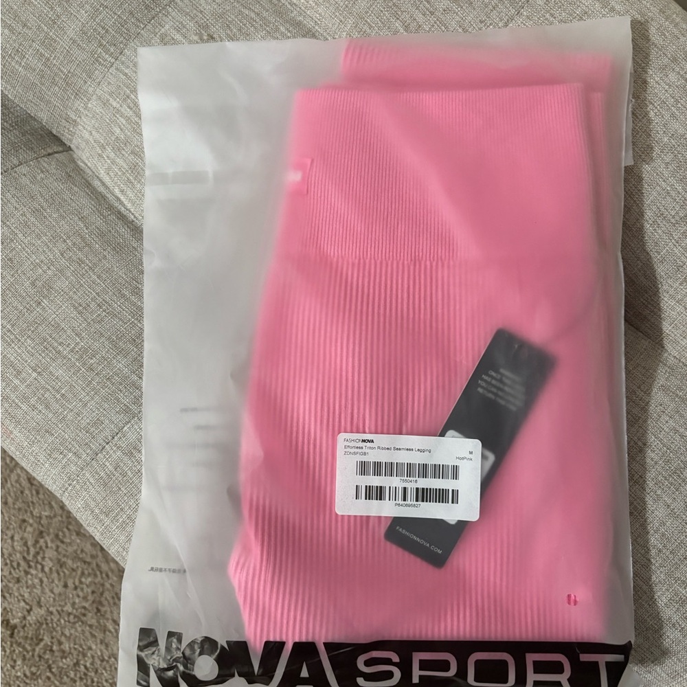 New Fashion Nova Seamless tights Size medium pink - Picture 3 of 4